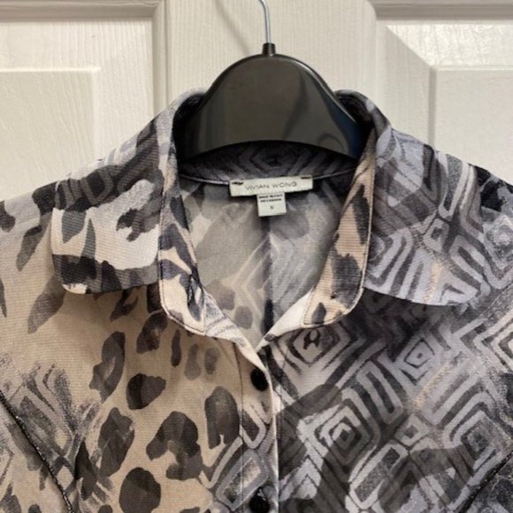Vivian Wong Sheer Button Blouse - Picture 2 of 4